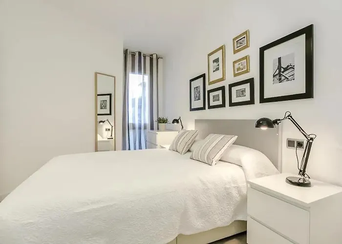 51sam1021 - Modern Near Montjuic Βαρκελώνη